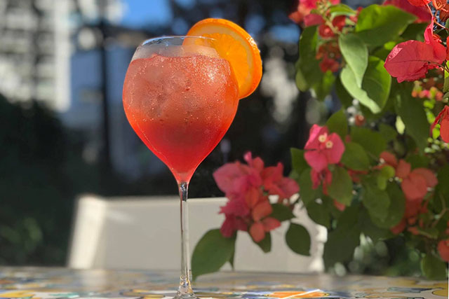 south-of-fifth-miami-cocktail-guide-amare-sole-spritz